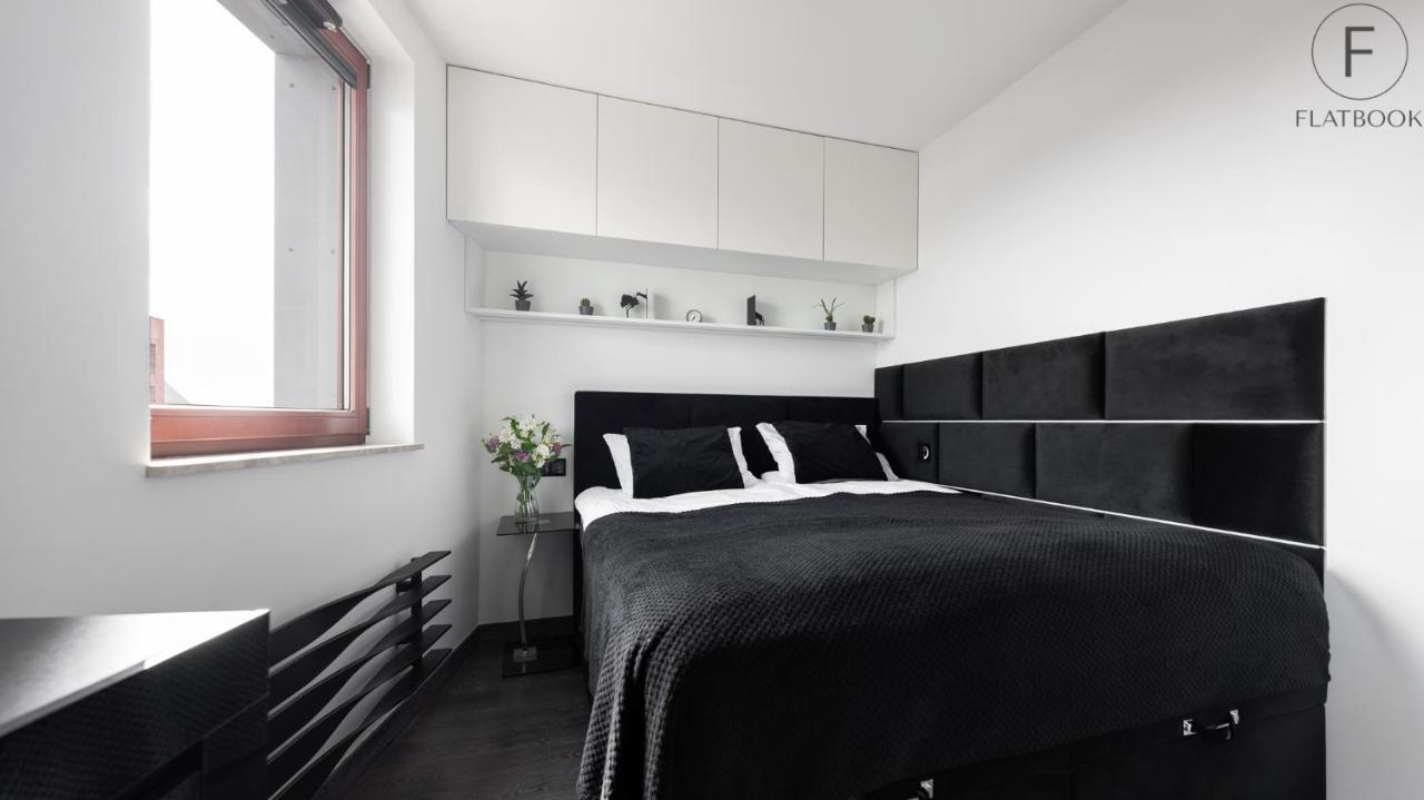 Flatbook Apartments Waterlane Island Spa With Riverview Gdansk Ngoại thất bức ảnh
